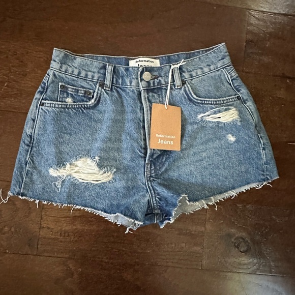 REFORMATION-Dixie High Rise Jean shorts- Colorado blue, size 25 NWT. - Picture 2 of 14
